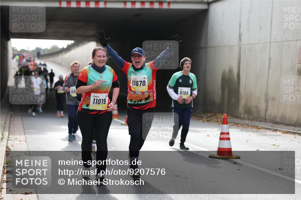 05.10.2025 - 20. swb-Marathon Bremen Michael Strokosch http://msf.ph/oto/9207576 05.10.2025 11:01:21 Laufen 11670, 108, 11019, 20, 9186 meine-sportfotos.de