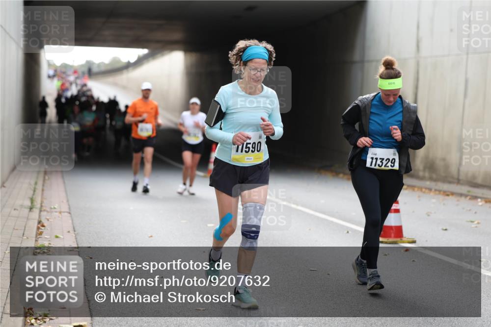 05.10.2025 - 20. swb-Marathon Bremen Michael Strokosch http://msf.ph/oto/9207632 05.10.2025 11:01:33 Laufen 1590, 11329 meine-sportfotos.de