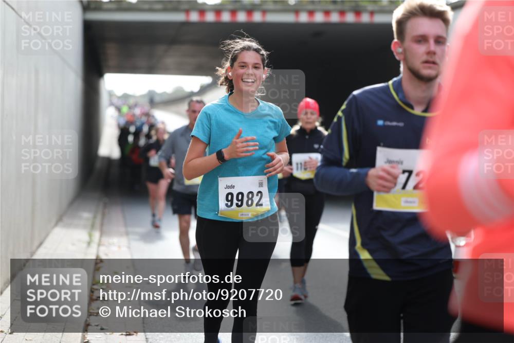 05.10.2025 - 20. swb-Marathon Bremen Michael Strokosch http://msf.ph/oto/9207720 05.10.2025 11:02:01 Laufen 9982, 116, 72 meine-sportfotos.de
