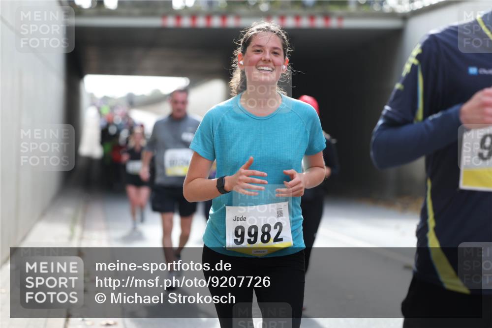 05.10.2025 - 20. swb-Marathon Bremen Michael Strokosch http://msf.ph/oto/9207726 05.10.2025 11:02:02 Laufen 9982, 9 meine-sportfotos.de