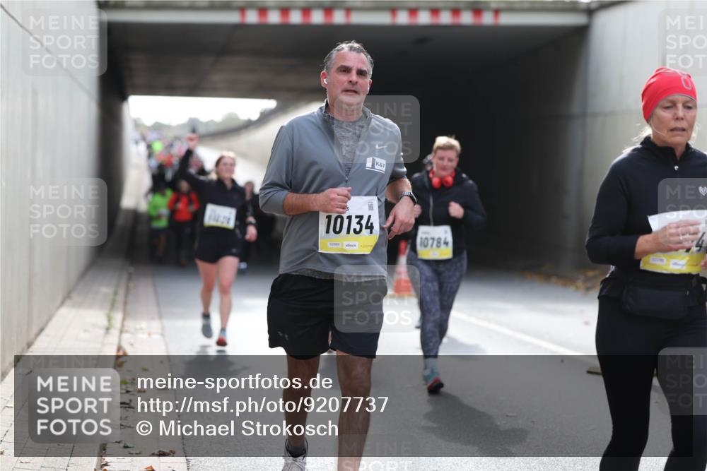 05.10.2025 - 20. swb-Marathon Bremen Michael Strokosch http://msf.ph/oto/9207737 05.10.2025 11:02:03 Laufen 10134, 10784 meine-sportfotos.de