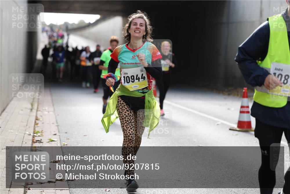 05.10.2025 - 20. swb-Marathon Bremen Michael Strokosch http://msf.ph/oto/9207815 05.10.2025 10:55:23 Laufen 20, 10944, 08 meine-sportfotos.de