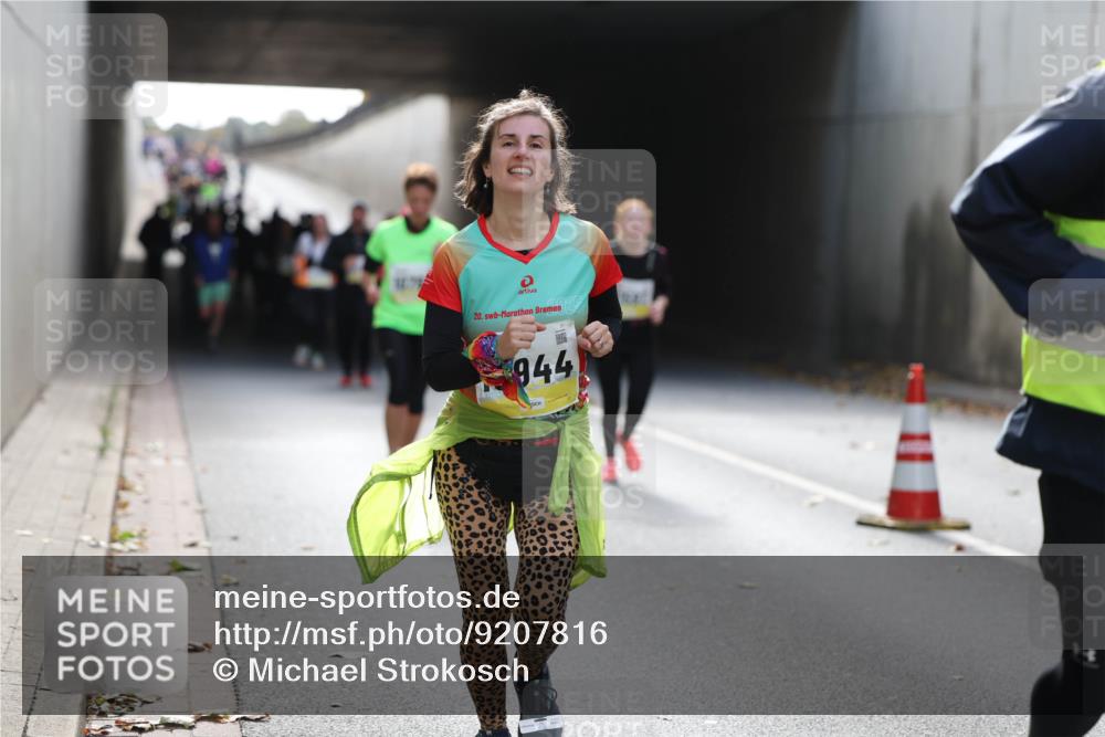 05.10.2025 - 20. swb-Marathon Bremen Michael Strokosch http://msf.ph/oto/9207816 05.10.2025 10:55:23 Laufen 20, 25, 944 meine-sportfotos.de