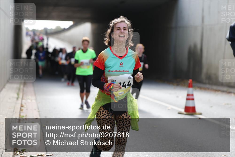 05.10.2025 - 20. swb-Marathon Bremen Michael Strokosch http://msf.ph/oto/9207818 05.10.2025 10:55:23 Laufen 20, 25, 44 meine-sportfotos.de