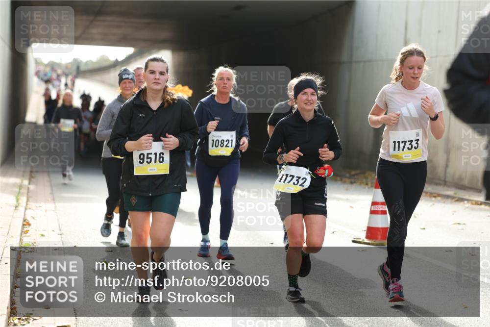 05.10.2025 - 20. swb-Marathon Bremen Michael Strokosch http://msf.ph/oto/9208005 05.10.2025 10:56:08 Laufen 9516, 10821, 11732, 11733 meine-sportfotos.de