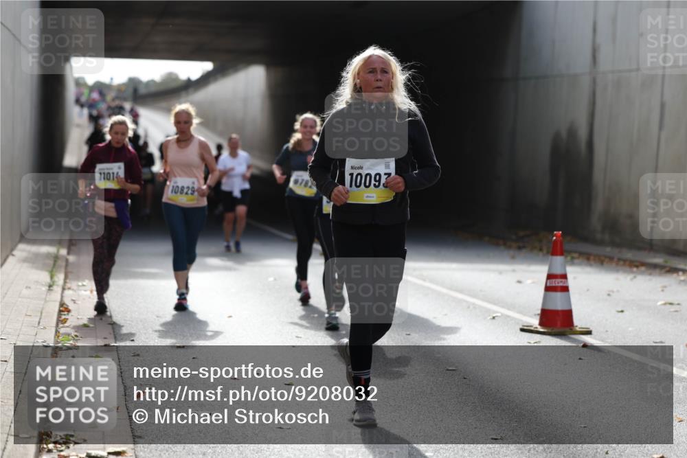 05.10.2025 - 20. swb-Marathon Bremen Michael Strokosch http://msf.ph/oto/9208032 05.10.2025 10:56:14 Laufen 11014, 10829, 10093 meine-sportfotos.de