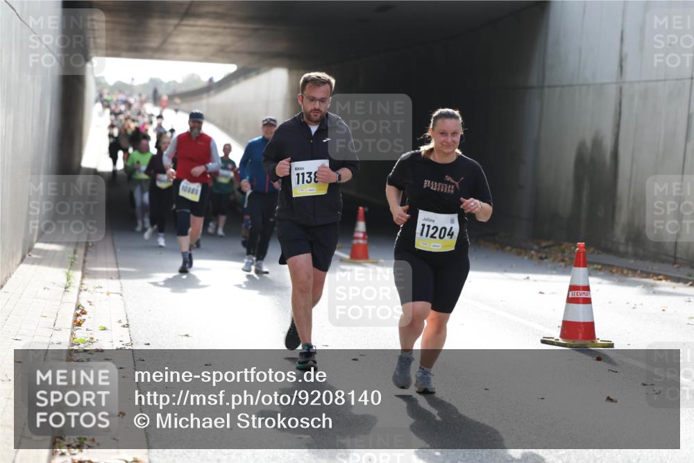 05.10.2025 - 20. swb-Marathon Bremen Michael Strokosch http://msf.ph/oto/9208140 05.10.2025 11:03:33 Laufen 10969, 1138, 11204 meine-sportfotos.de