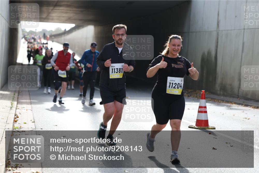 05.10.2025 - 20. swb-Marathon Bremen Michael Strokosch http://msf.ph/oto/9208143 05.10.2025 11:03:33 Laufen 5, 0989, 11381, 01863, 11204 meine-sportfotos.de