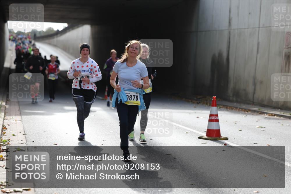 05.10.2025 - 20. swb-Marathon Bremen Michael Strokosch http://msf.ph/oto/9208153 05.10.2025 10:56:42 Laufen 1876 meine-sportfotos.de
