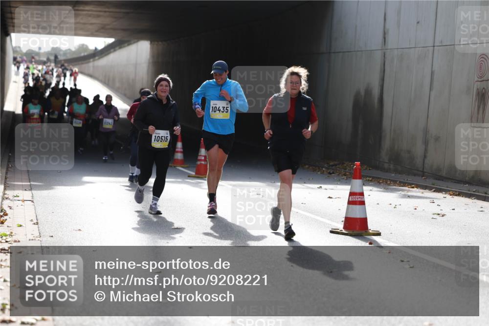 05.10.2025 - 20. swb-Marathon Bremen Michael Strokosch http://msf.ph/oto/9208221 05.10.2025 11:03:47 Laufen 1234, 11342, 10515, 10435 meine-sportfotos.de