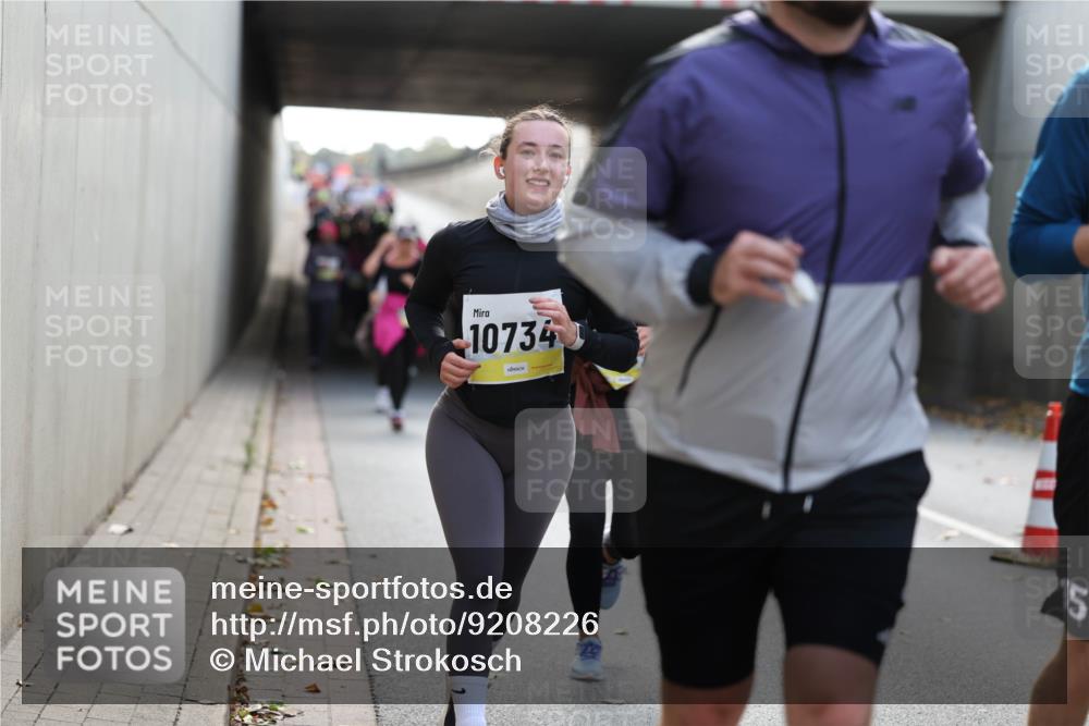 05.10.2025 - 20. swb-Marathon Bremen Michael Strokosch http://msf.ph/oto/9208226 05.10.2025 10:57:00 Laufen 10734 meine-sportfotos.de