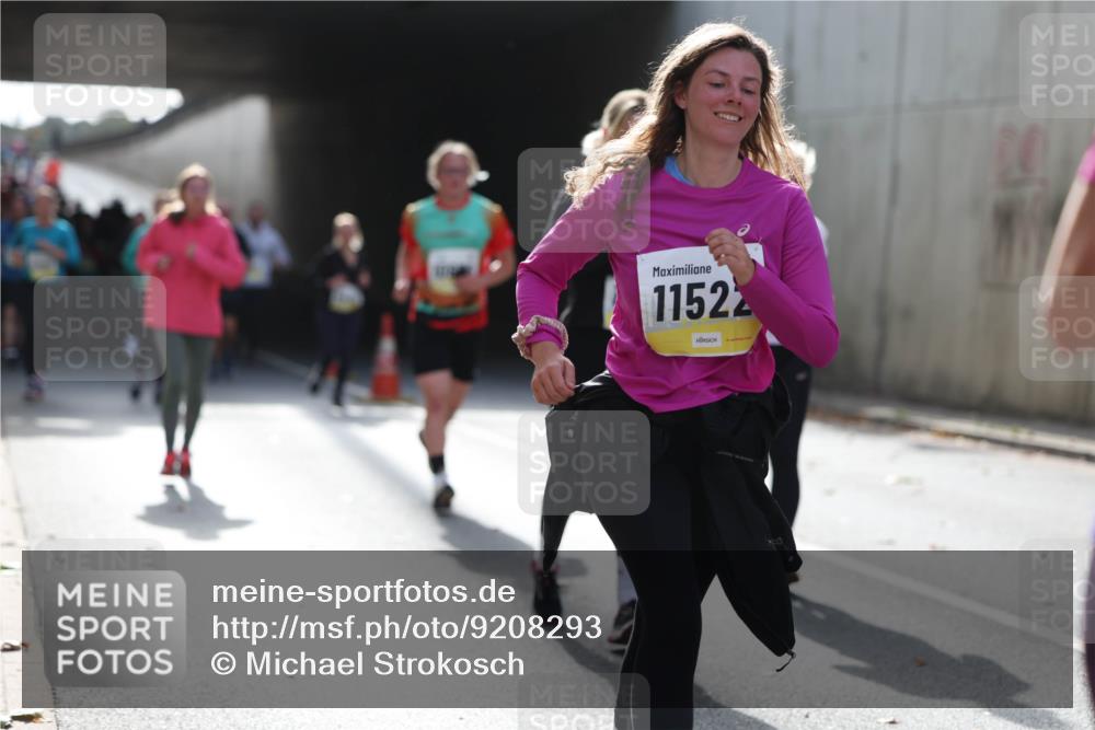 05.10.2025 - 20. swb-Marathon Bremen Michael Strokosch http://msf.ph/oto/9208293 05.10.2025 10:57:16 Laufen 11522, 841 meine-sportfotos.de