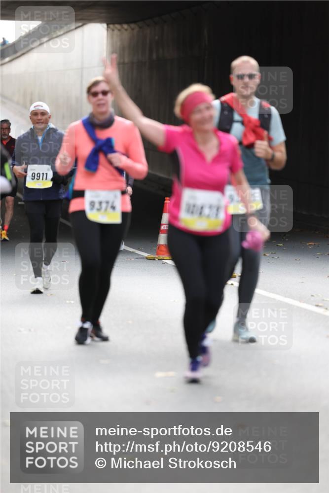 05.10.2025 - 20. swb-Marathon Bremen Michael Strokosch http://msf.ph/oto/9208546 05.10.2025 11:05:10 Laufen 9911, 9374 meine-sportfotos.de