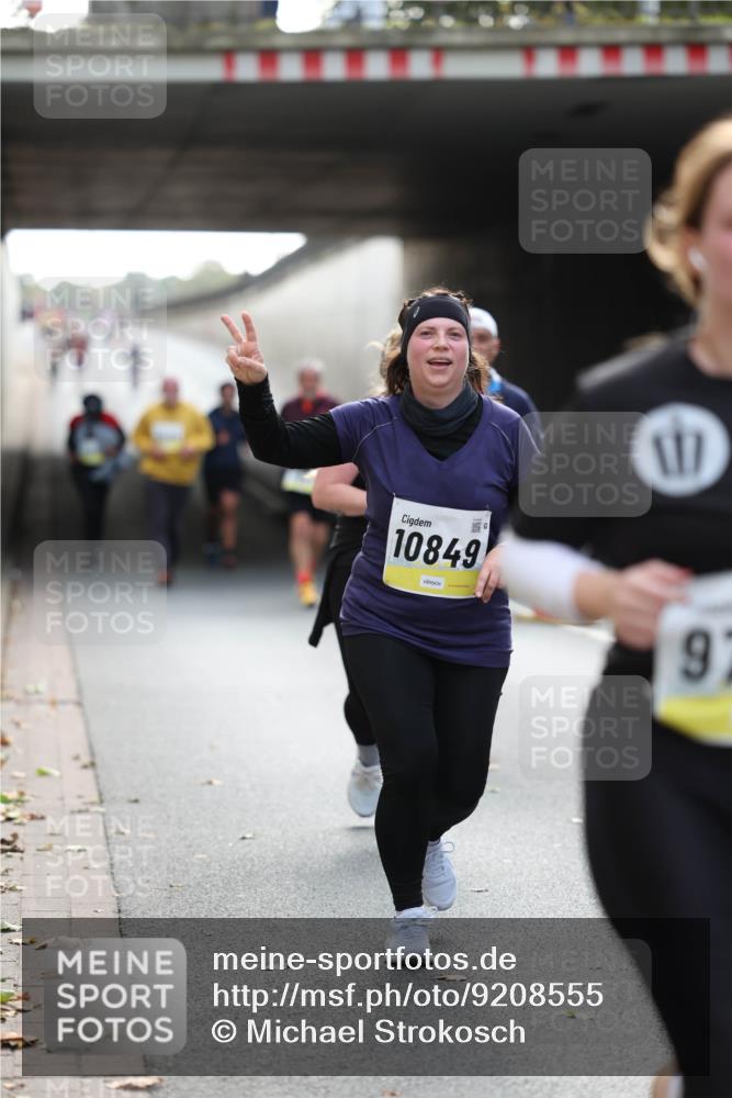 05.10.2025 - 20. swb-Marathon Bremen Michael Strokosch http://msf.ph/oto/9208555 05.10.2025 11:05:14 Laufen 10849, 91 meine-sportfotos.de