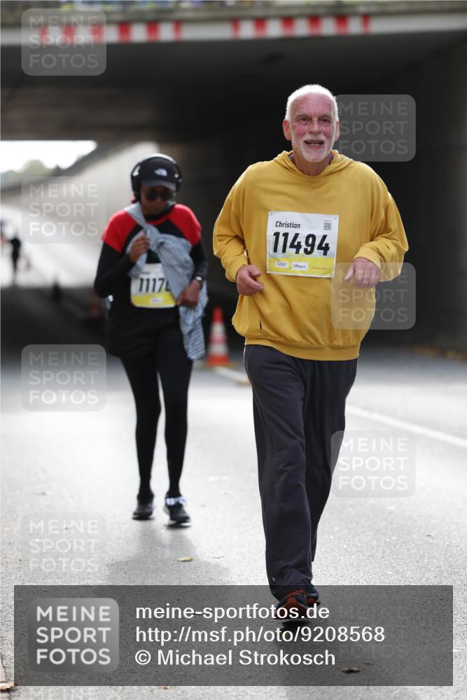 05.10.2025 - 20. swb-Marathon Bremen Michael Strokosch http://msf.ph/oto/9208568 05.10.2025 11:05:25 Laufen 1117, 11494, 02597 meine-sportfotos.de