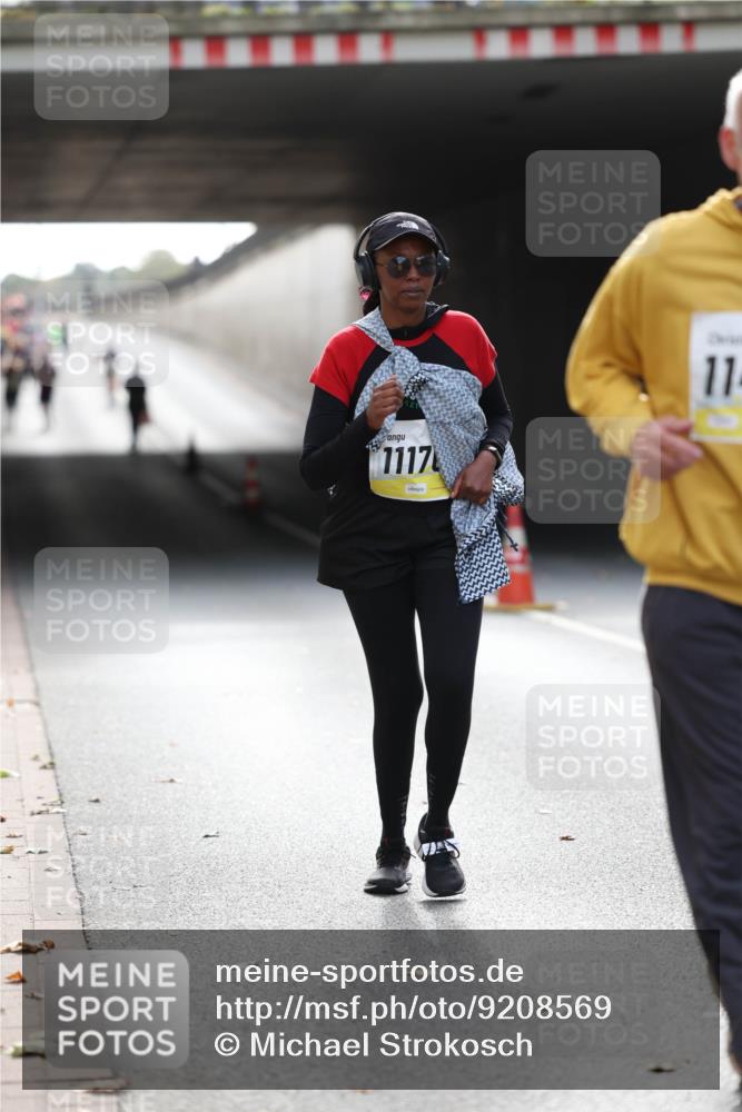 05.10.2025 - 20. swb-Marathon Bremen Michael Strokosch http://msf.ph/oto/9208569 05.10.2025 11:05:26 Laufen 1117, 11 meine-sportfotos.de