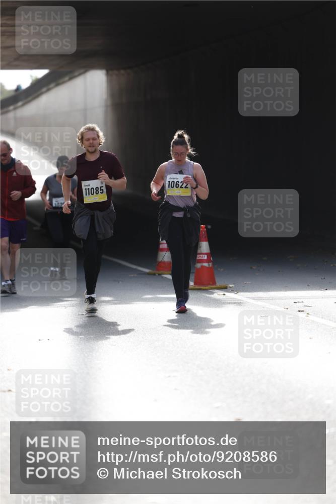05.10.2025 - 20. swb-Marathon Bremen Michael Strokosch http://msf.ph/oto/9208586 05.10.2025 11:05:55 Laufen 11085, 10622 meine-sportfotos.de