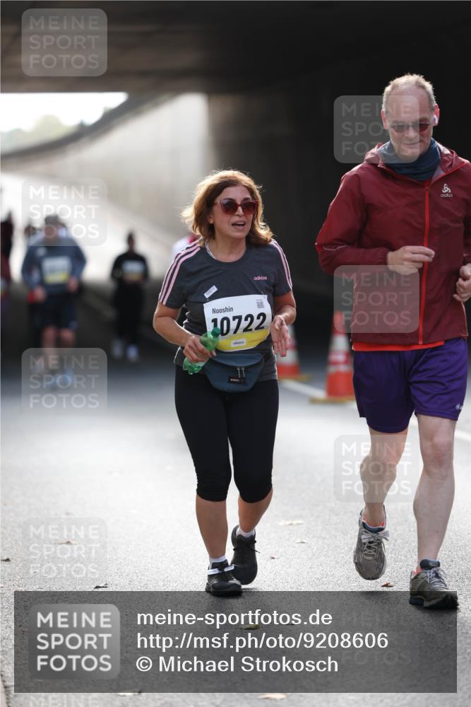 05.10.2025 - 20. swb-Marathon Bremen Michael Strokosch http://msf.ph/oto/9208606 05.10.2025 11:06:03 Laufen 20722 meine-sportfotos.de