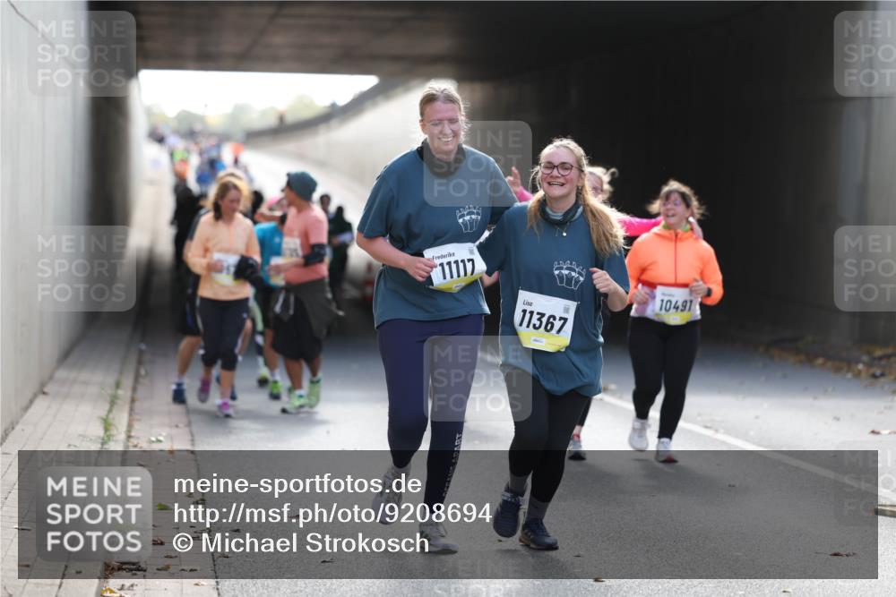 05.10.2025 - 20. swb-Marathon Bremen Michael Strokosch http://msf.ph/oto/9208694 05.10.2025 11:06:28 Laufen 11117, 10491, 11367 meine-sportfotos.de