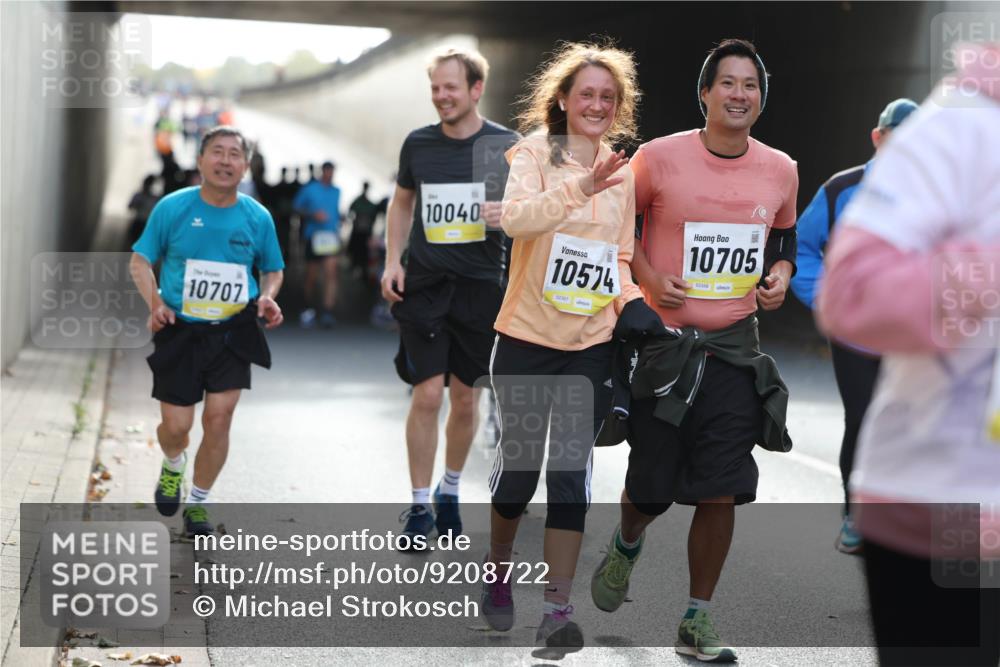 05.10.2025 - 20. swb-Marathon Bremen Michael Strokosch http://msf.ph/oto/9208722 05.10.2025 11:06:33 Laufen 10707, 10040, 10574, 02357, 10705, 02358 meine-sportfotos.de