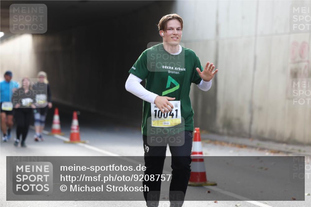 05.10.2025 - 20. swb-Marathon Bremen Michael Strokosch http://msf.ph/oto/9208757 05.10.2025 11:06:39 Laufen 10041 meine-sportfotos.de