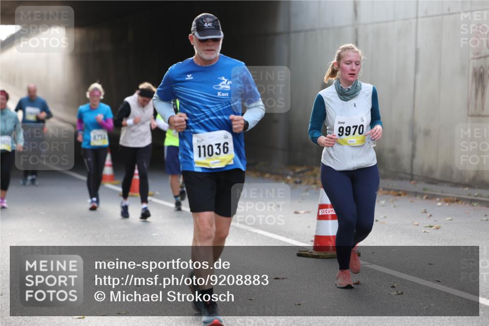 05.10.2025 - 20. swb-Marathon Bremen Michael Strokosch http://msf.ph/oto/9208883 05.10.2025 11:07:05 Laufen 4754, 11036, 9970 meine-sportfotos.de
