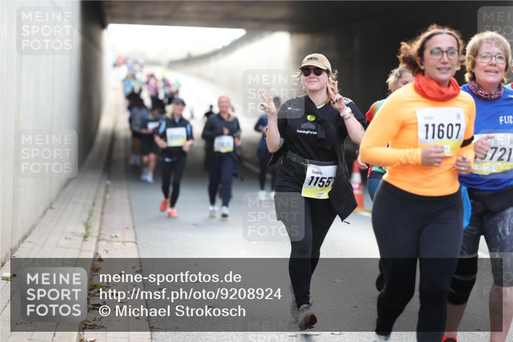 05.10.2025 - 20. swb-Marathon Bremen Michael Strokosch http://msf.ph/oto/9208924 05.10.2025 11:07:15 Laufen 11607, 9721, 1155 meine-sportfotos.de