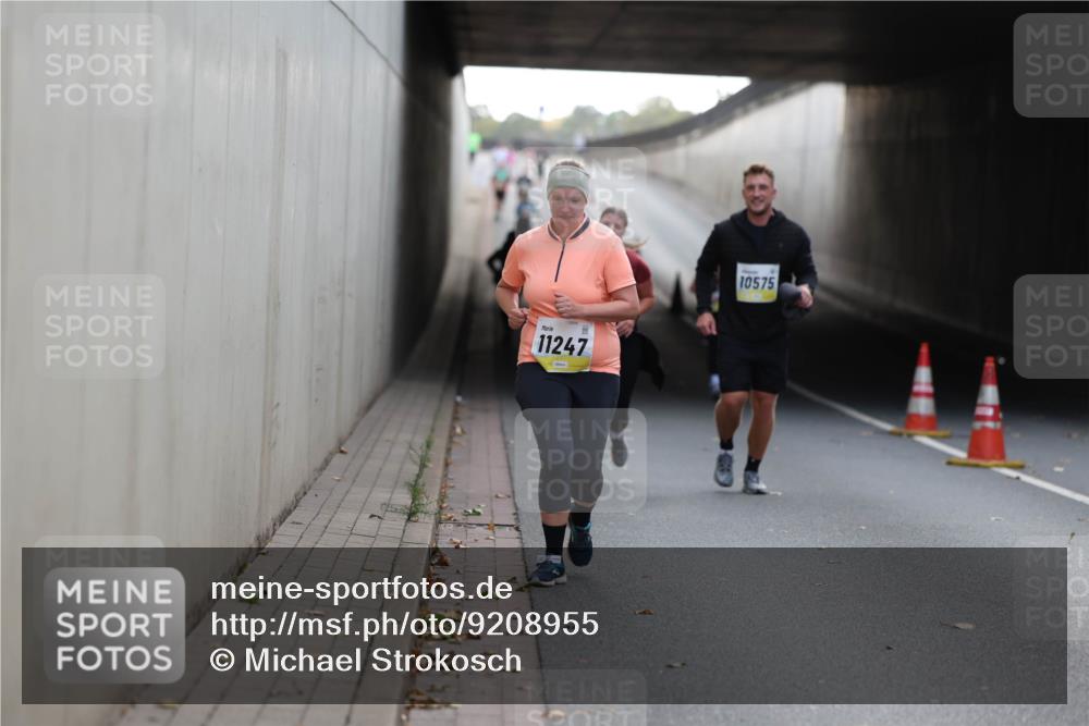 05.10.2025 - 20. swb-Marathon Bremen Michael Strokosch http://msf.ph/oto/9208955 05.10.2025 11:10:12 Laufen 11247, 10575 meine-sportfotos.de