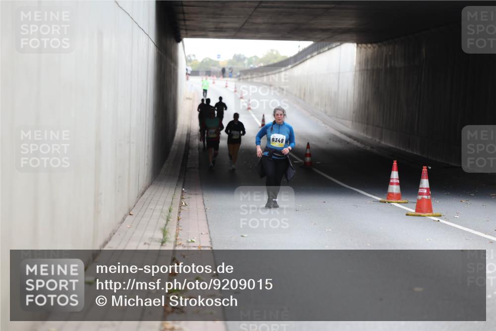 05.10.2025 - 20. swb-Marathon Bremen Michael Strokosch http://msf.ph/oto/9209015 05.10.2025 11:10:39 Laufen 9348 meine-sportfotos.de