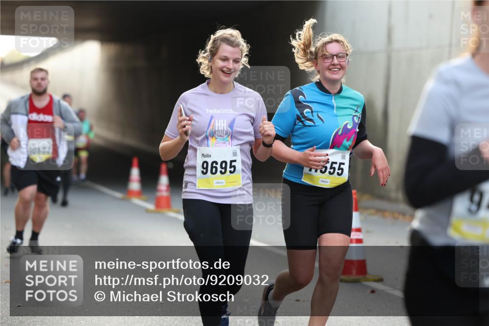 05.10.2025 - 20. swb-Marathon Bremen Michael Strokosch http://msf.ph/oto/9209032 05.10.2025 11:07:42 Laufen 10602, 9695, 355, 9 meine-sportfotos.de