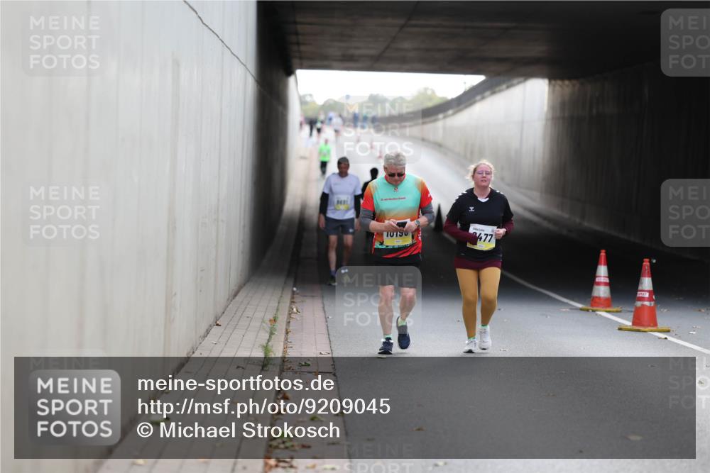 05.10.2025 - 20. swb-Marathon Bremen Michael Strokosch http://msf.ph/oto/9209045 05.10.2025 11:10:51 Laufen 10190, 477 meine-sportfotos.de