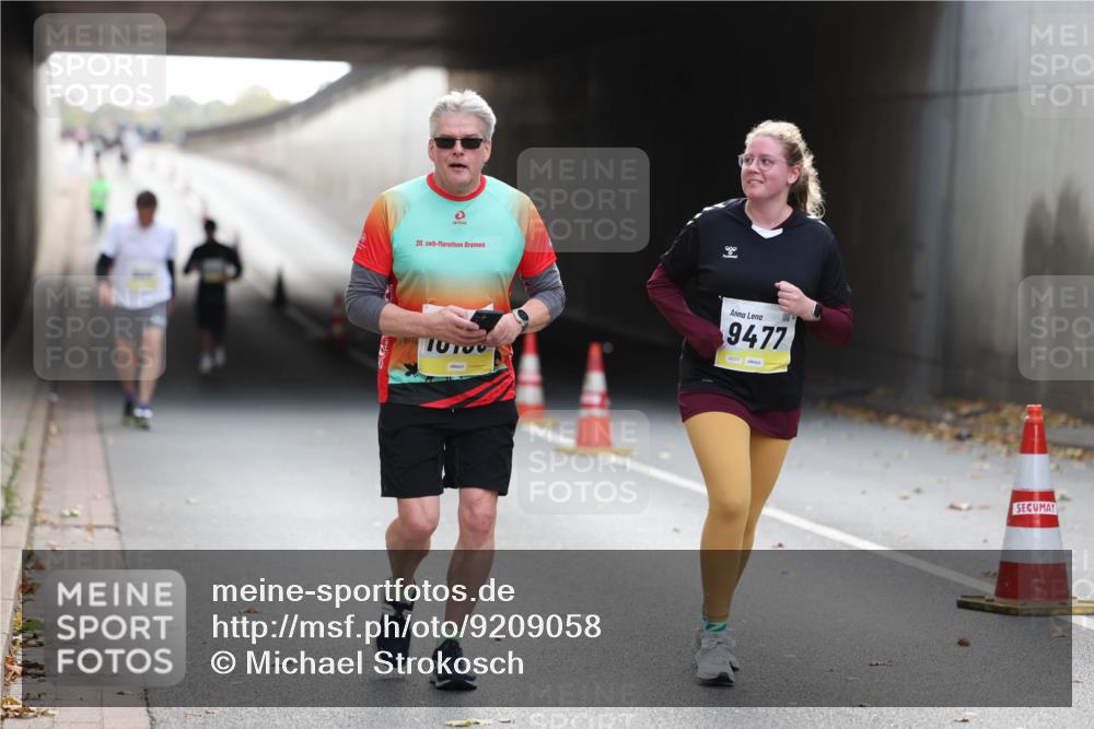 05.10.2025 - 20. swb-Marathon Bremen Michael Strokosch http://msf.ph/oto/9209058 05.10.2025 11:10:56 Laufen 20, 25, 9477, 02277 meine-sportfotos.de