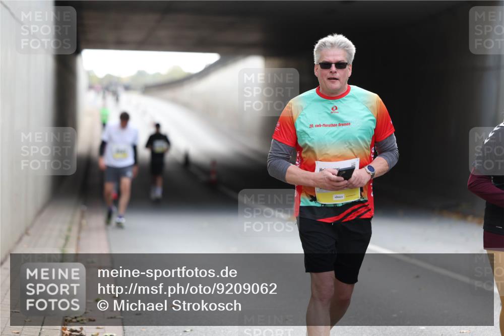 05.10.2025 - 20. swb-Marathon Bremen Michael Strokosch http://msf.ph/oto/9209062 05.10.2025 11:10:57 Laufen 20, 25 meine-sportfotos.de