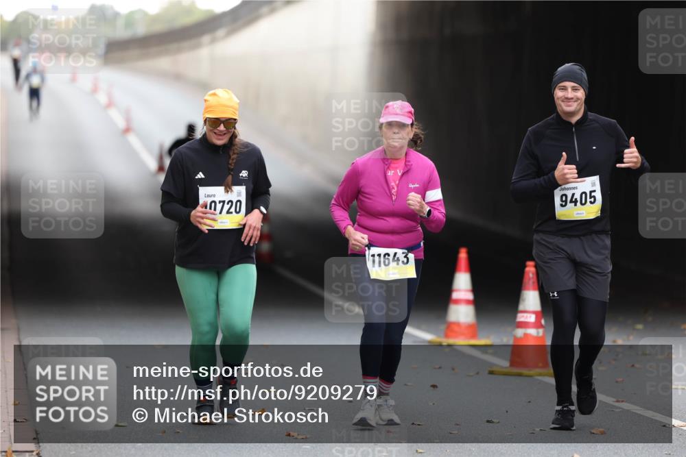 05.10.2025 - 20. swb-Marathon Bremen Michael Strokosch http://msf.ph/oto/9209279 05.10.2025 11:13:24 Laufen 0720, 11643, 9405 meine-sportfotos.de