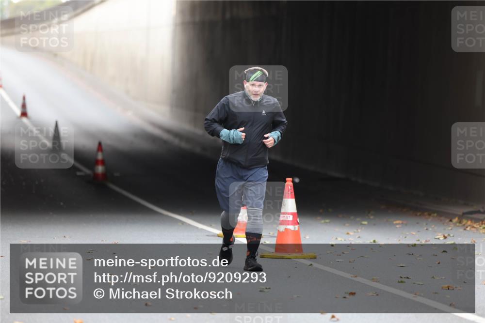 05.10.2025 - 20. swb-Marathon Bremen Michael Strokosch http://msf.ph/oto/9209293 05.10.2025 11:13:41 Laufen  meine-sportfotos.de