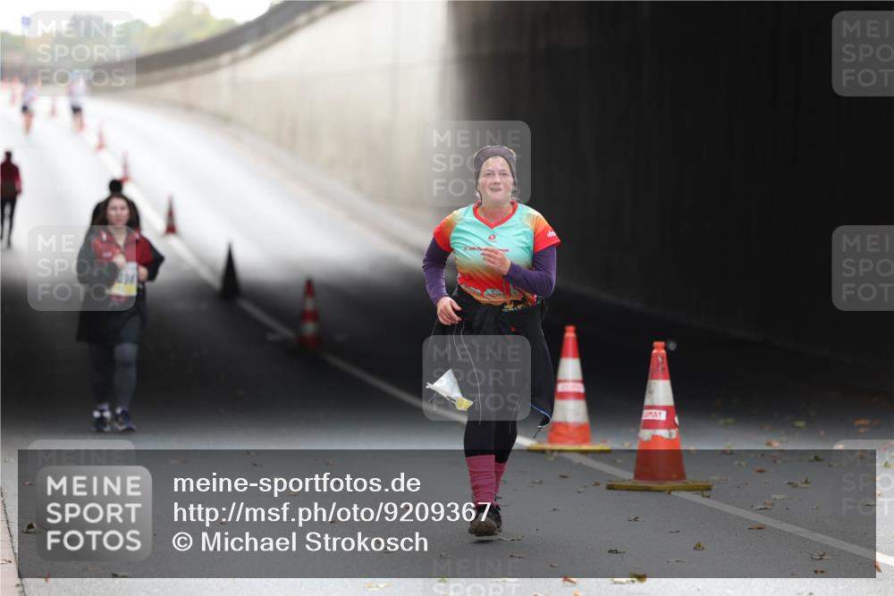 05.10.2025 - 20. swb-Marathon Bremen Michael Strokosch http://msf.ph/oto/9209367 05.10.2025 11:16:19 Laufen 7 meine-sportfotos.de