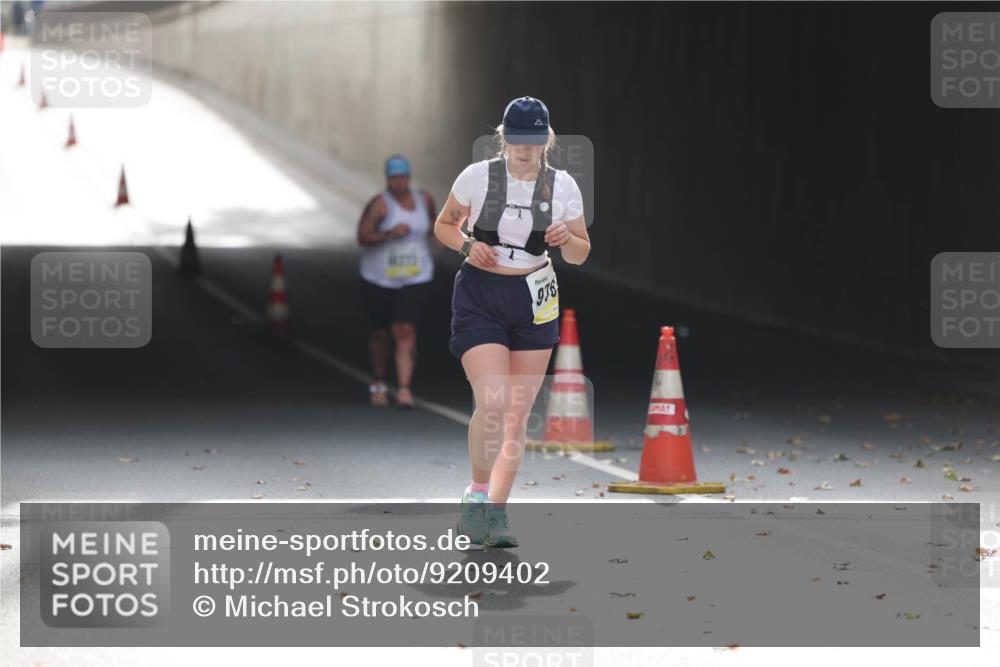 05.10.2025 - 20. swb-Marathon Bremen Michael Strokosch http://msf.ph/oto/9209402 05.10.2025 11:17:11 Laufen 936 meine-sportfotos.de