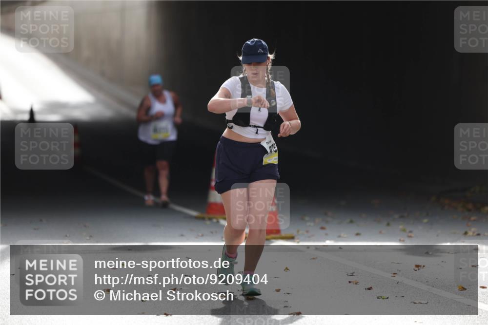05.10.2025 - 20. swb-Marathon Bremen Michael Strokosch http://msf.ph/oto/9209404 05.10.2025 11:17:13 Laufen  meine-sportfotos.de