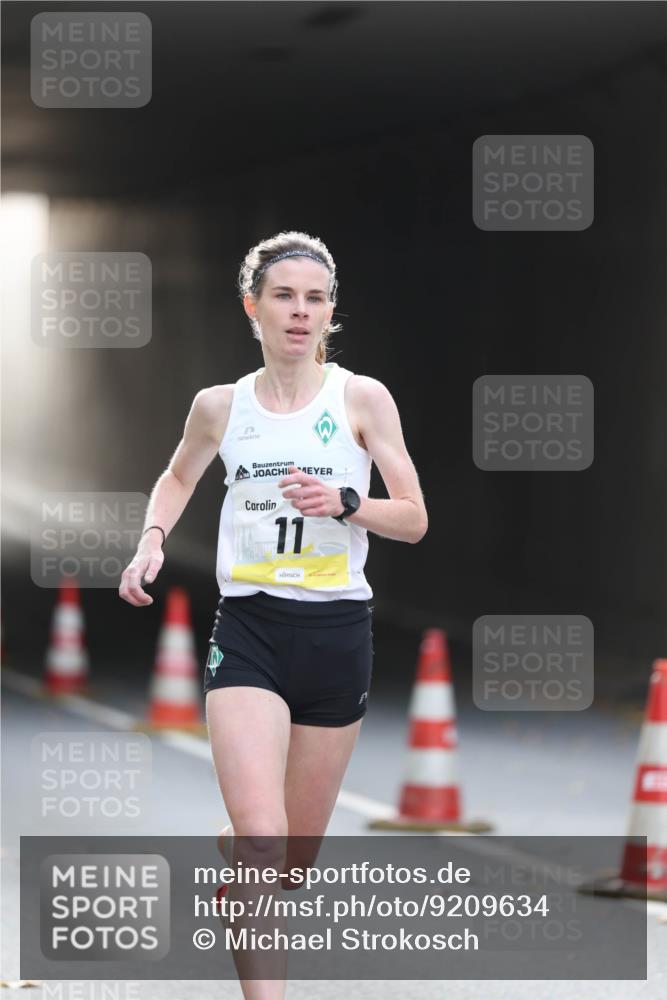 05.10.2025 - 20. swb-Marathon Bremen Michael Strokosch http://msf.ph/oto/9209634 05.10.2025 10:27:00 Laufen 11 meine-sportfotos.de