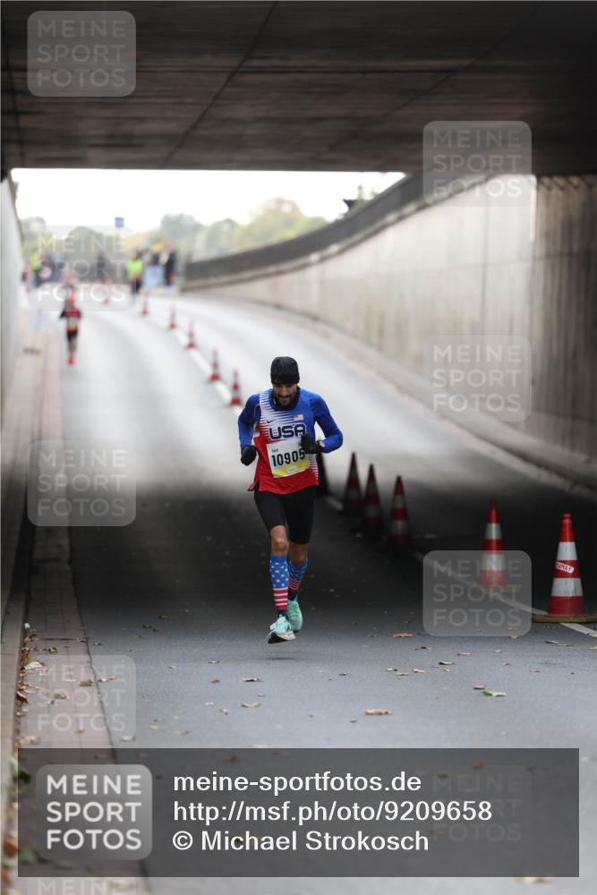 05.10.2025 - 20. swb-Marathon Bremen Michael Strokosch http://msf.ph/oto/9209658 05.10.2025 10:28:03 Laufen 10905 meine-sportfotos.de