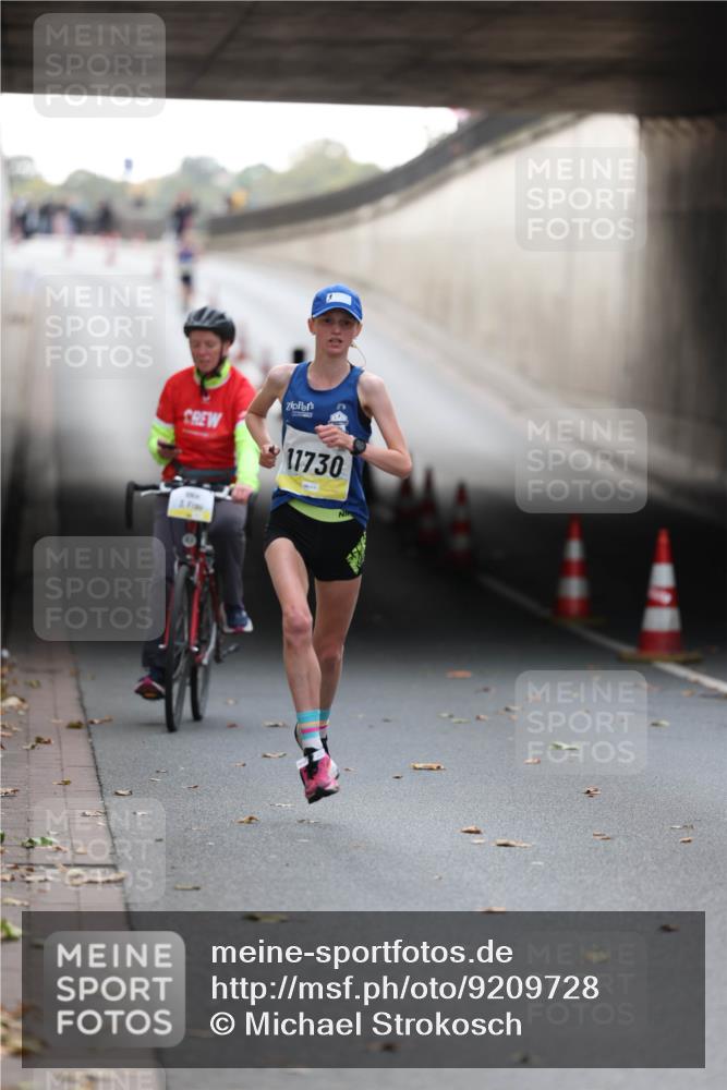 05.10.2025 - 20. swb-Marathon Bremen Michael Strokosch http://msf.ph/oto/9209728 05.10.2025 10:29:06 Laufen 11730 meine-sportfotos.de