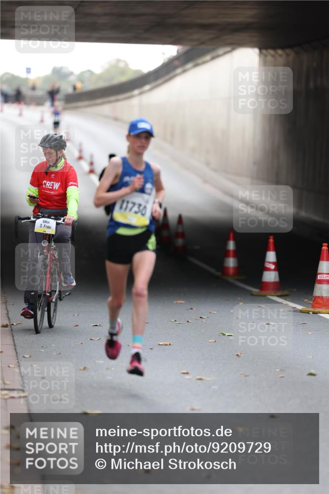 05.10.2025 - 20. swb-Marathon Bremen Michael Strokosch http://msf.ph/oto/9209729 05.10.2025 10:29:07 Laufen 11730, 10, 3 meine-sportfotos.de
