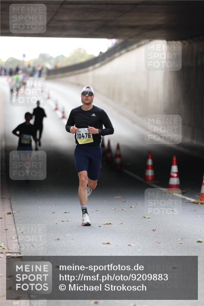 05.10.2025 - 20. swb-Marathon Bremen Michael Strokosch http://msf.ph/oto/9209883 05.10.2025 10:31:22 Laufen 10476 meine-sportfotos.de
