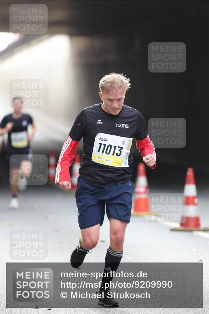 05.10.2025 - 20. swb-Marathon Bremen Michael Strokosch http://msf.ph/oto/9209990 05.10.2025 10:32:17 Laufen 11013, 01847 meine-sportfotos.de
