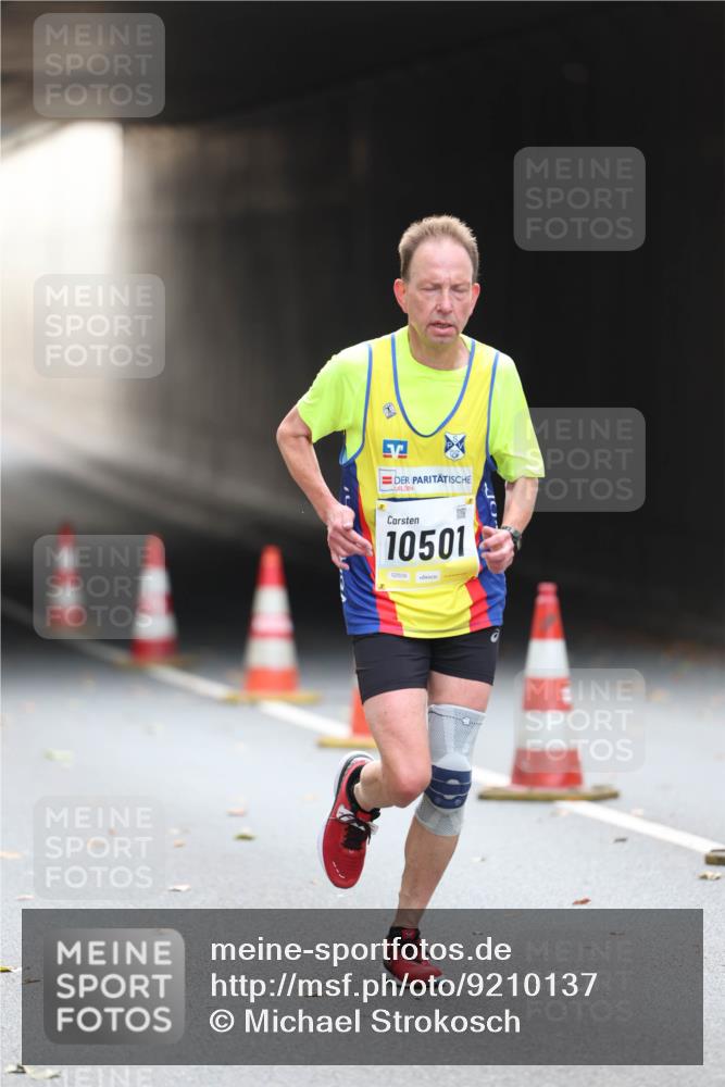 05.10.2025 - 20. swb-Marathon Bremen Michael Strokosch http://msf.ph/oto/9210137 05.10.2025 10:33:38 Laufen 10, 10501, 02509 meine-sportfotos.de