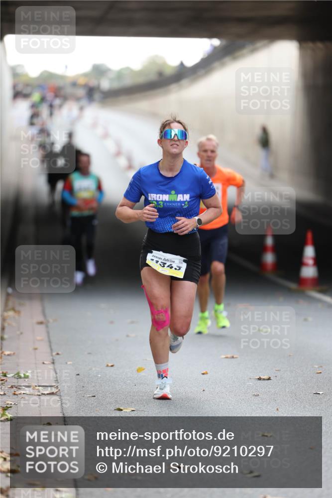 05.10.2025 - 20. swb-Marathon Bremen Michael Strokosch http://msf.ph/oto/9210297 05.10.2025 10:35:09 Laufen 1343 meine-sportfotos.de
