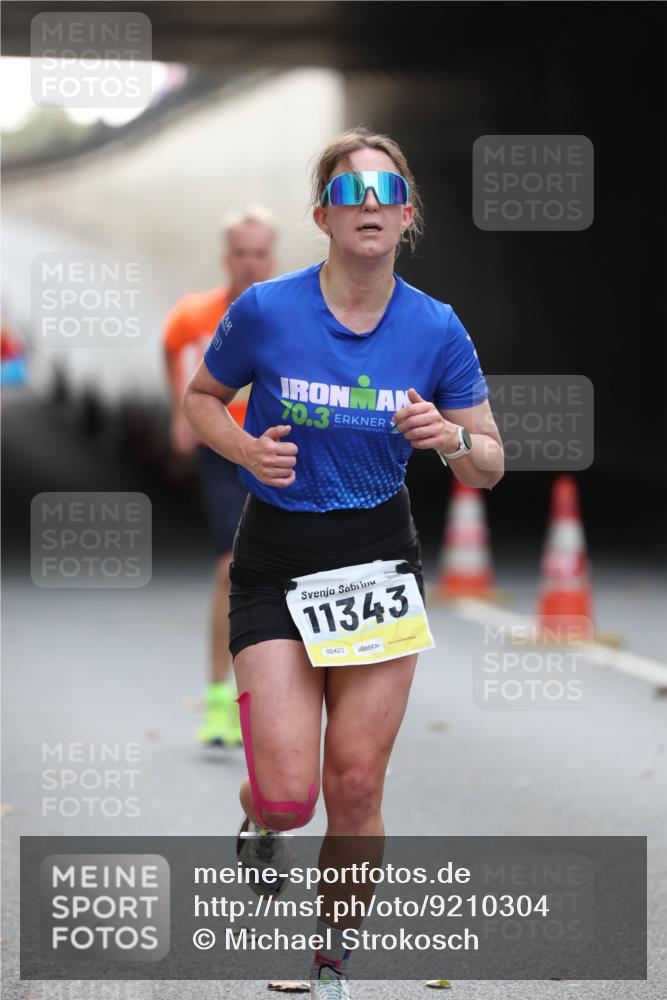 05.10.2025 - 20. swb-Marathon Bremen Michael Strokosch http://msf.ph/oto/9210304 05.10.2025 10:35:10 Laufen 70, 3, 11343, 02423 meine-sportfotos.de