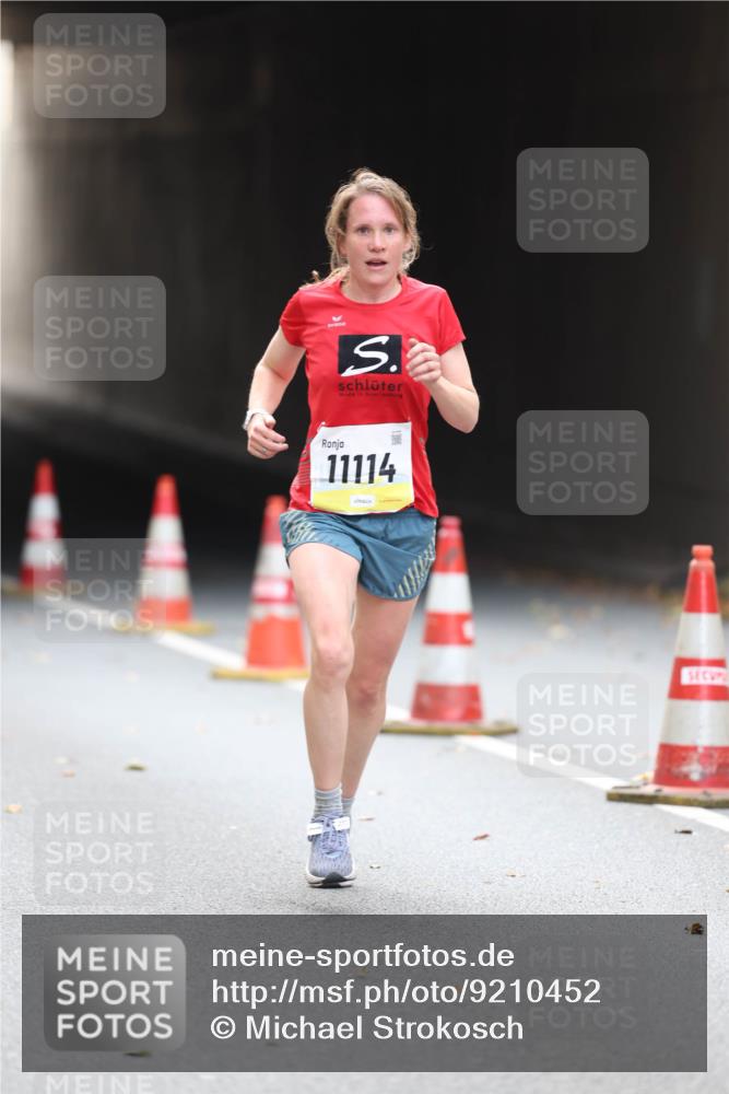 05.10.2025 - 20. swb-Marathon Bremen Michael Strokosch http://msf.ph/oto/9210452 05.10.2025 10:36:16 Laufen 11114 meine-sportfotos.de