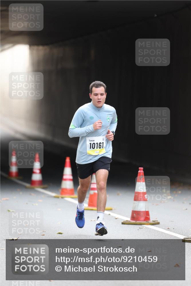05.10.2025 - 20. swb-Marathon Bremen Michael Strokosch http://msf.ph/oto/9210459 05.10.2025 10:36:21 Laufen 10161 meine-sportfotos.de