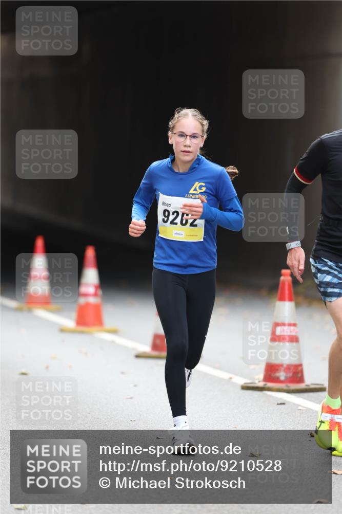 05.10.2025 - 20. swb-Marathon Bremen Michael Strokosch http://msf.ph/oto/9210528 05.10.2025 10:37:07 Laufen 9262 meine-sportfotos.de